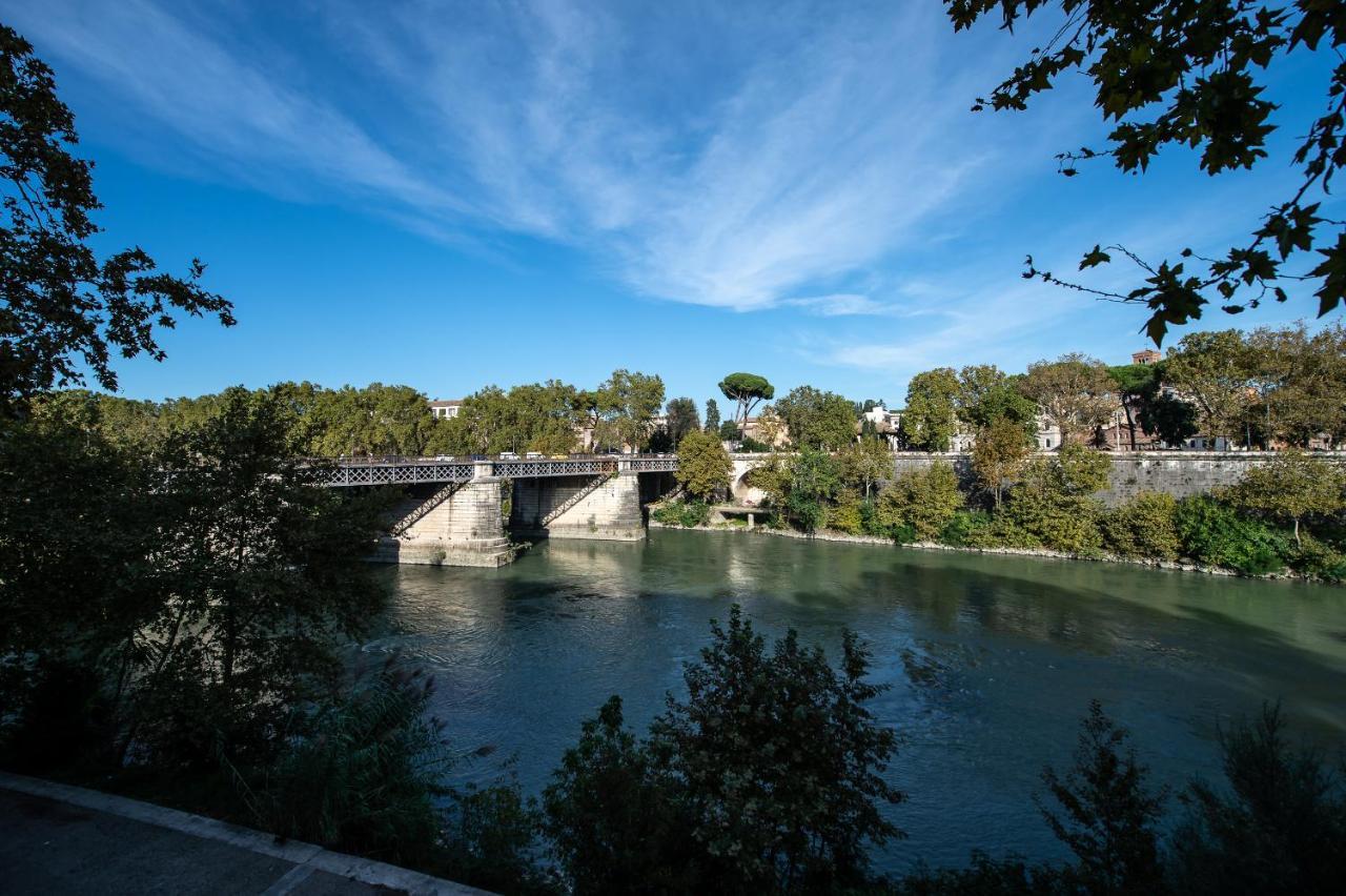 Lungotevere Ripa Rome Luaran gambar